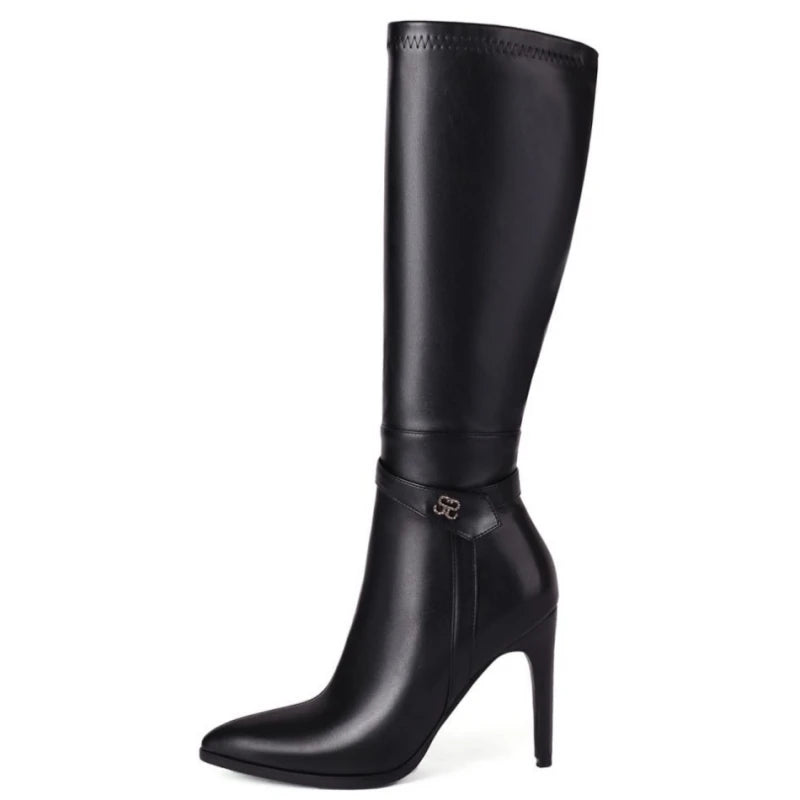 Elevate your winter fashion with these chic knee-high boots for women, featuring sleek pointed heels and a stunning long silhouette in classic black.