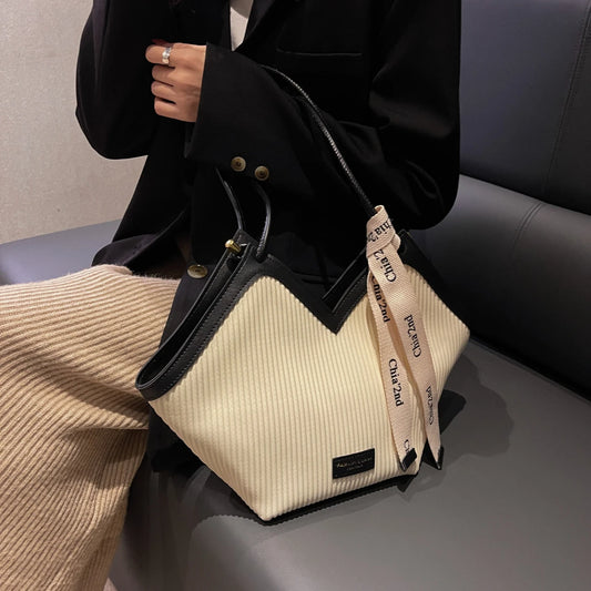 **"Fashion Women's Shoulder Tote Bag"**  
Handpicked for Tye Meshun's Boutique, this stylish tote blends modern design with everyday practicality. Get yours today and elevate your look!