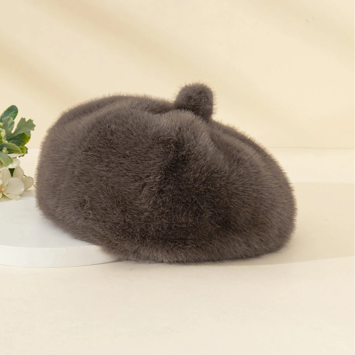 Women's Cold-Resistant Plush Beret - Stylish & Warm | Tye Meshun's Boutique